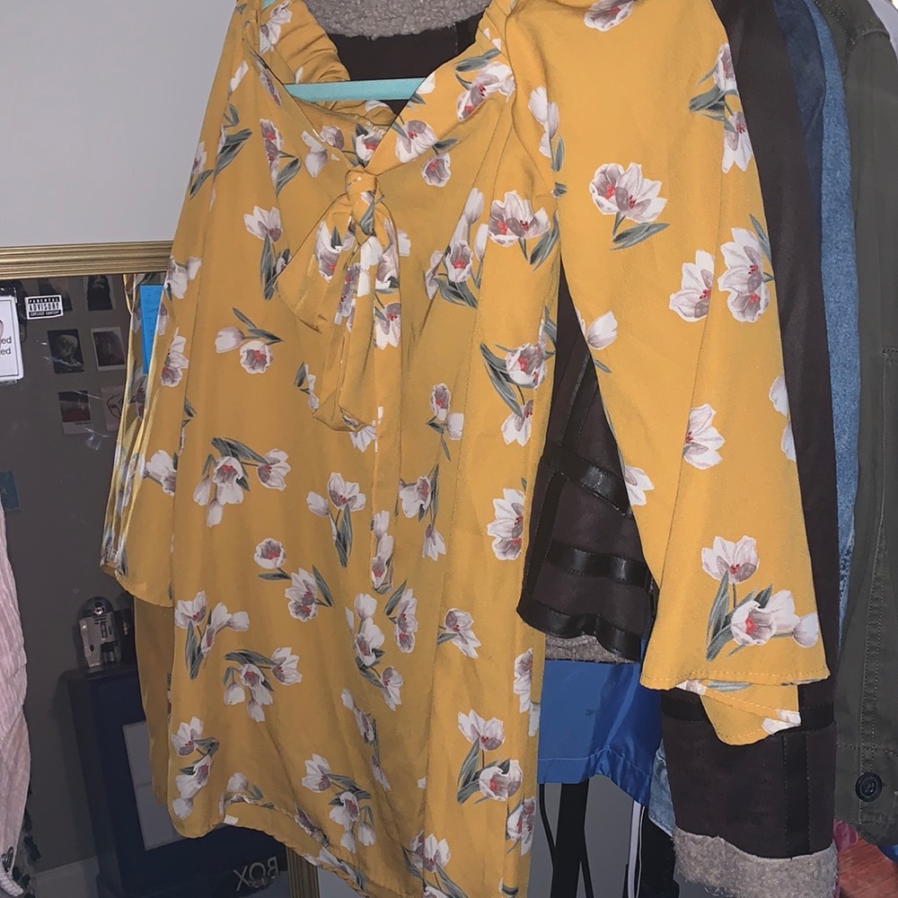 Yellow Floral Pattern Off Shoulder Mini Dress